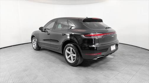 2020 Porsche Macan Base