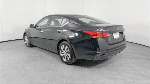 2023 Nissan Altima S FWD
