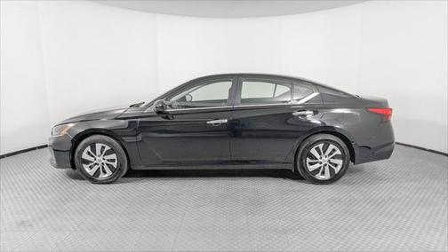 2023 Nissan Altima S FWD