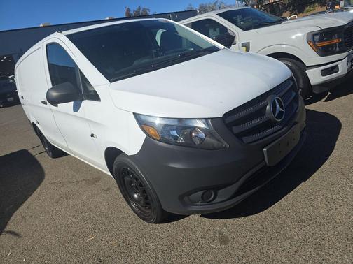 2019 Mercedes-Benz Metris Base