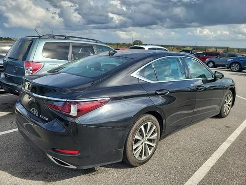 2019 Lexus ES 350 Base