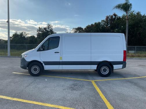 2019 Mercedes-Benz Sprinter 3500 Standard Roof