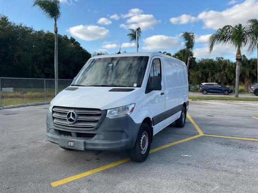 2019 Mercedes-Benz Sprinter 3500 Standard Roof