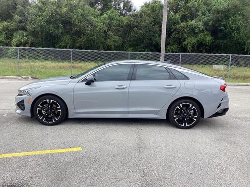 2024 Kia K5 GT-Line