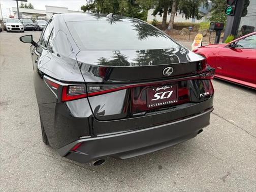 2022 Lexus IS 300 Base