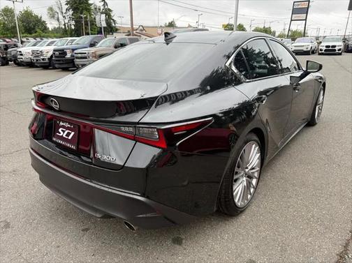 2022 Lexus IS 300 Base