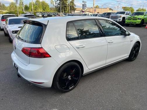 2016 Volkswagen Golf GTI 2.0T SE 4-Door