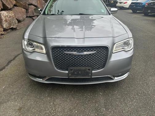 2017 Chrysler 300C Base
