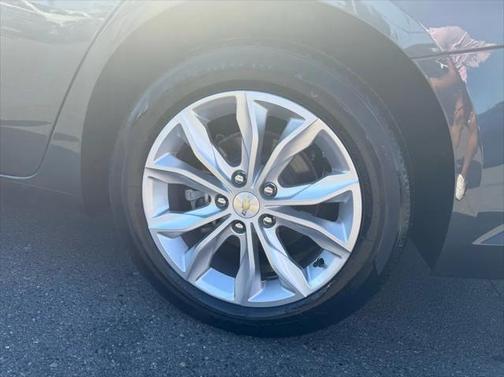 2021 Chevrolet Malibu FWD LT