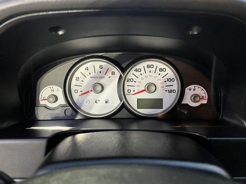 Photo 5 of 15 of 2005 Ford Escape XLS