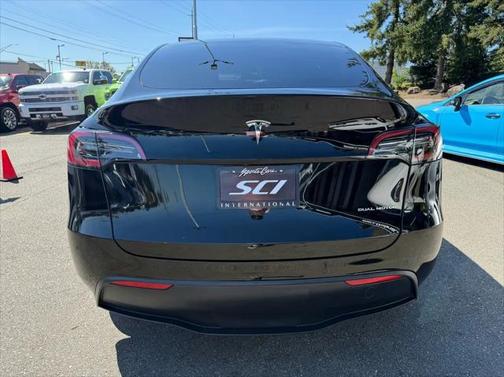2021 Tesla Model Y Long Range Dual Motor All-Wheel Drive