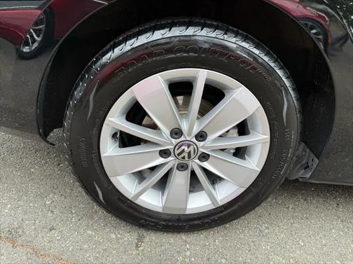 2015 Volkswagen Jetta Auto SE w/Connectivity