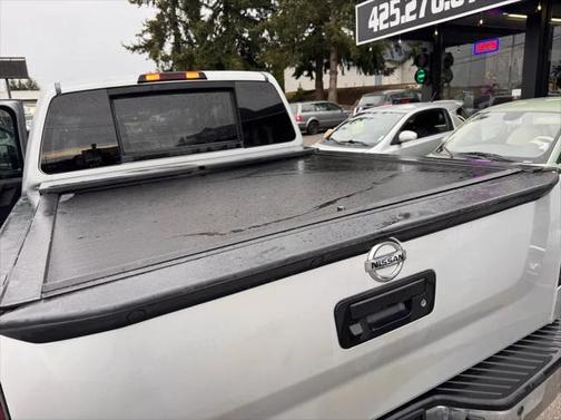 2014 Nissan Titan SV