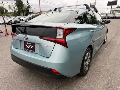 2019 Toyota Prius LE