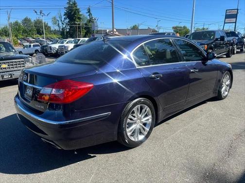 2012 Hyundai Genesis 3.8