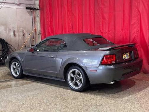 2004 Ford Mustang GT