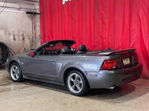 2004 Ford Mustang GT