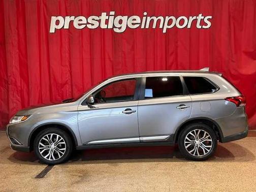 2018 Mitsubishi Outlander SE