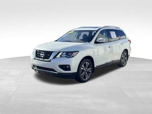 2020 Nissan Pathfinder Platinum