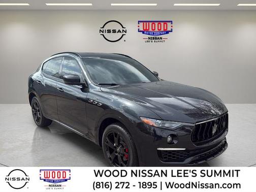 Nero Ribelle Metallic 2022 Maserati Levante GT