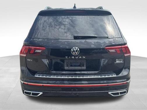 2022 Volkswagen Tiguan 2.0T SEL R-Line