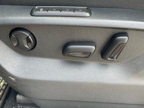 2022 Volkswagen Tiguan 2.0T SEL R-Line