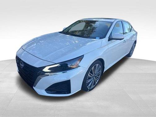 2025 Nissan Altima SL