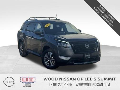 2024 Nissan Pathfinder SL
