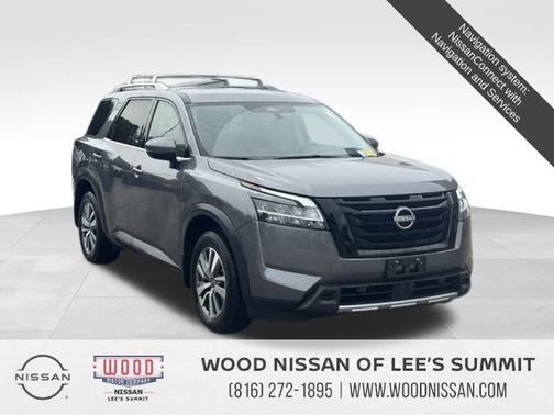 2024 Nissan Pathfinder SL