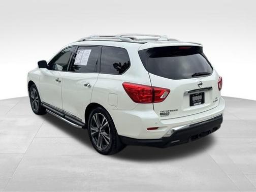 2019 Nissan Pathfinder Platinum
