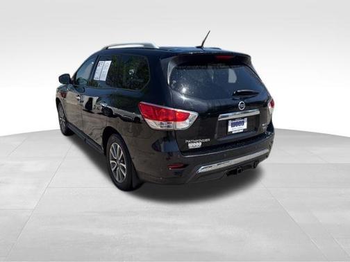 2015 Nissan Pathfinder SV