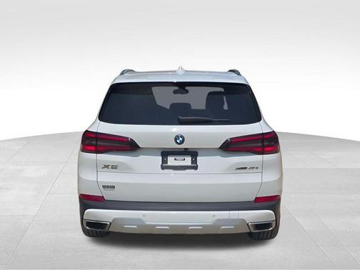 2023 BMW X5 PHEV xDrive45e