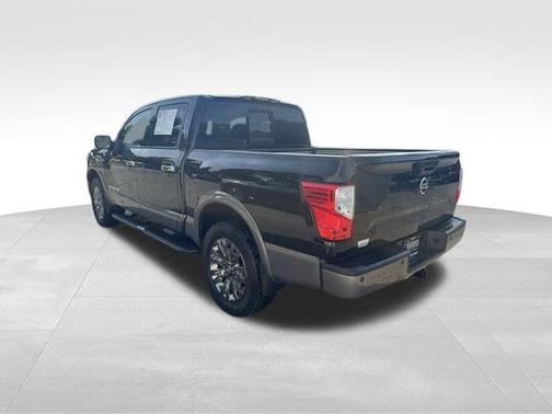 2017 Nissan Titan Platinum Reserve