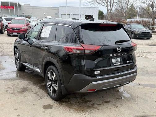 2023 Nissan Rogue SL