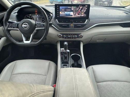 2024 Nissan Altima 2.5 SL