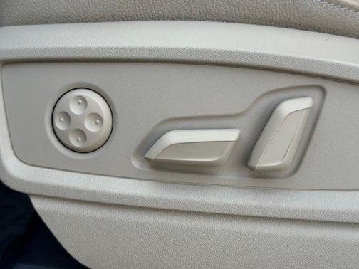 2020 Audi Q5 40 Premium Plus