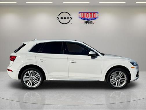 2020 Audi Q5 40 Premium Plus