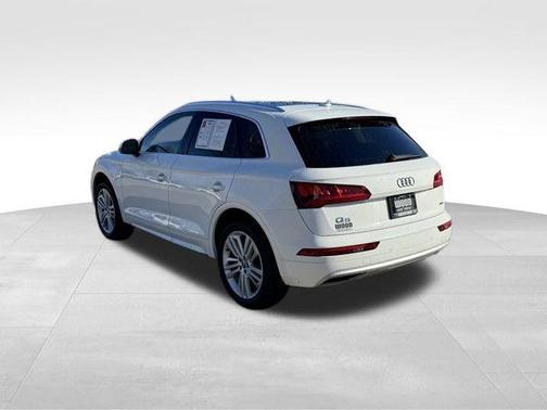 2020 Audi Q5 40 Premium Plus