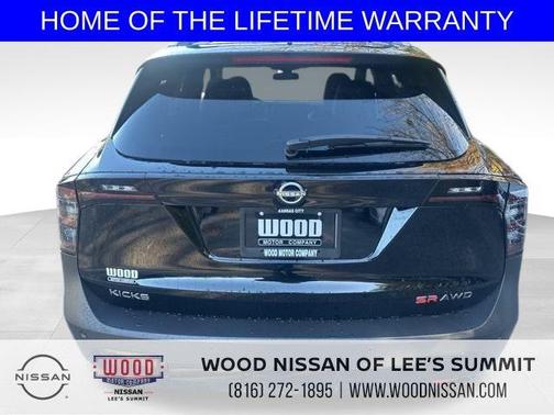 2026 Nissan Kicks SR