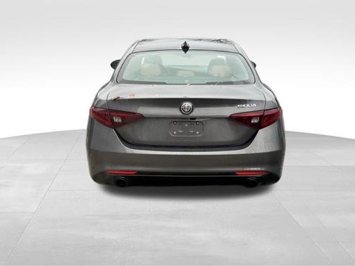 2023 Alfa Romeo Giulia Ti