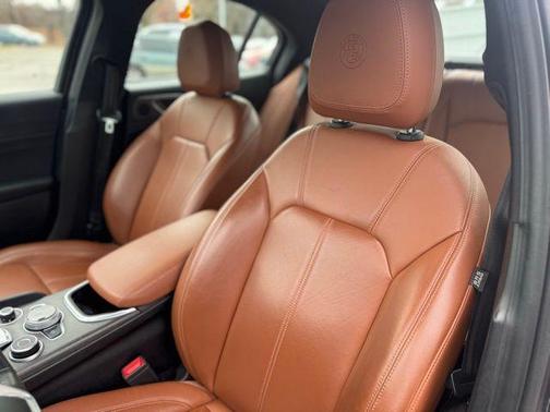 2023 Alfa Romeo Giulia Ti