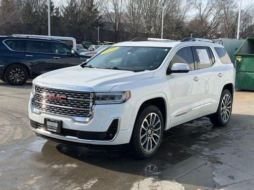 2022 GMC Acadia Denali