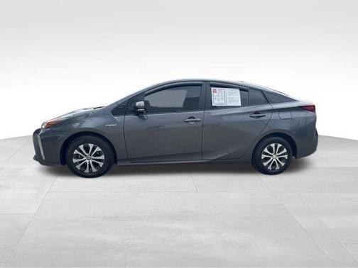 2019 Toyota Prius XLE