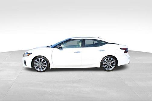 2023 Nissan Maxima Platinum