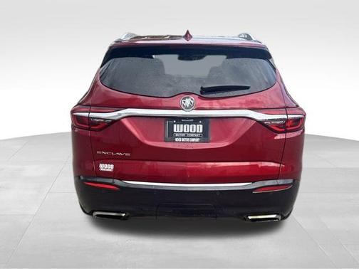 2020 Buick Enclave Essence