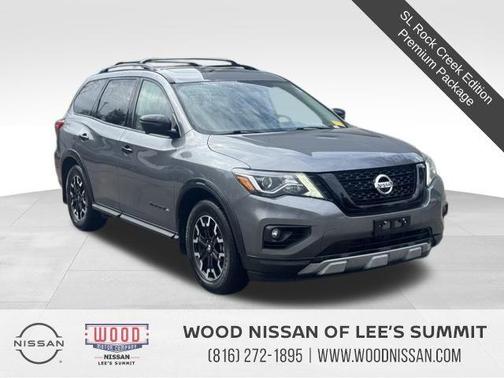 2020 Nissan Pathfinder SL