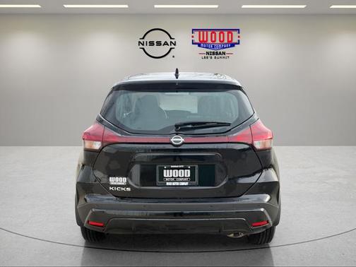 2025 Nissan Kicks Play S