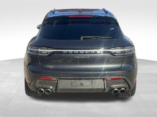 2023 Porsche Macan S