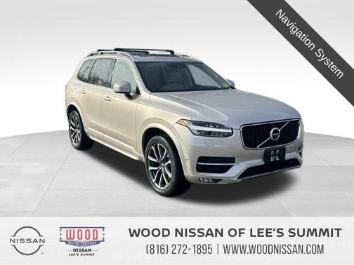 2017 Volvo XC90 T6 Momentum