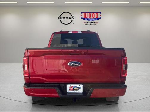Rapid Red Metallic Tinted Clearcoat 2022 Ford F-150 XLT